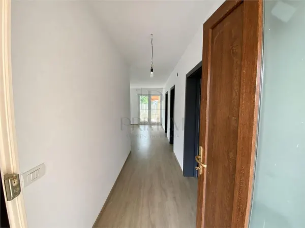 Casă 3 camere Sânmihaiu Român - poza 2