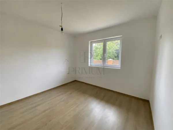 Casă 3 camere Sânmihaiu Român - poza 4