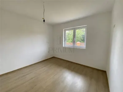 Casă 3 camere Sânmihaiu Român - poza 4