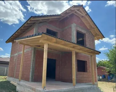 Casă 4 camere Moșnița Nouă - poza 2