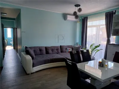 Apartament 3 camere Dumbrăvița - poza 2