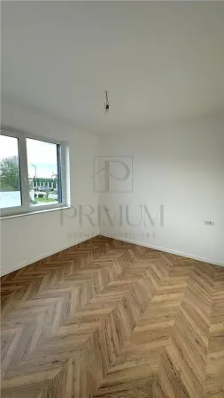 Casă 5 camere Dumbrăvița - poza 2