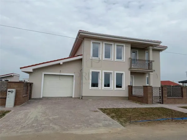 Casă 5 camere Moșnița Nouă - poza 1