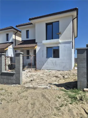 Casă 4 camere Moșnița Nouă - poza 1