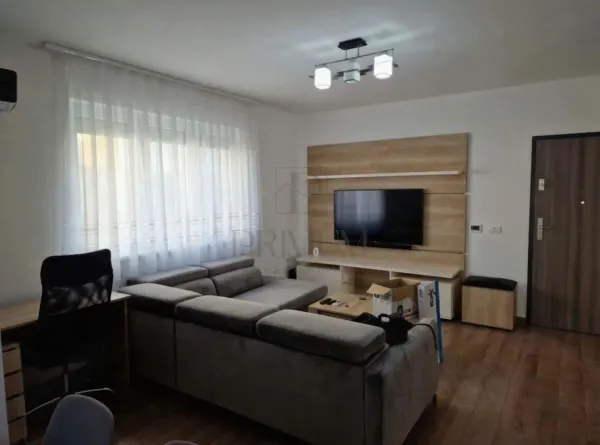 Apartament 3 camere Dumbrăvița - poza 1