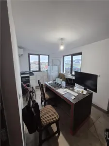 Casă 2 camere Moșnița Nouă - poza 4
