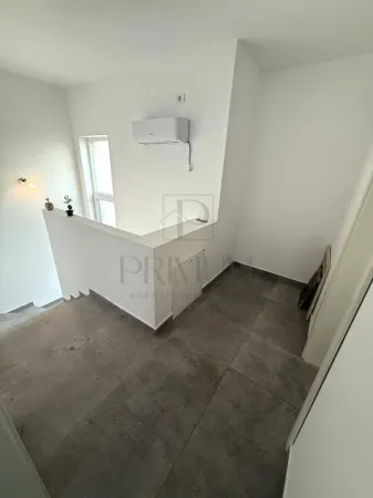 Casă 3 camere Dumbrăvița - poza 9