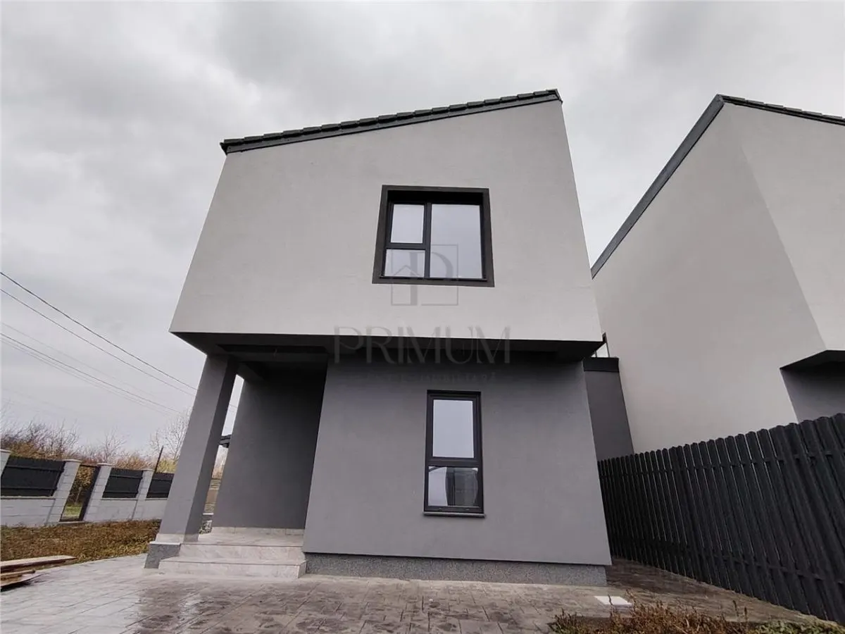Casă 3 camere Moșnița Nouă - poza 1