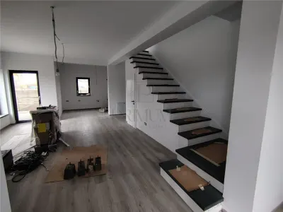 Casă 3 camere Moșnița Nouă - poza 3