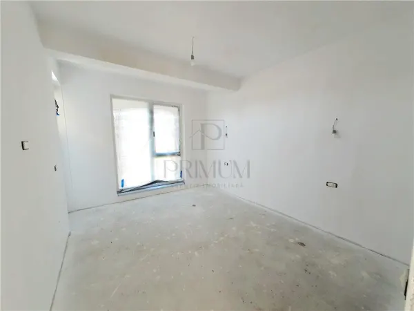 Apartament 3 camere Dumbrăvița - poza 1