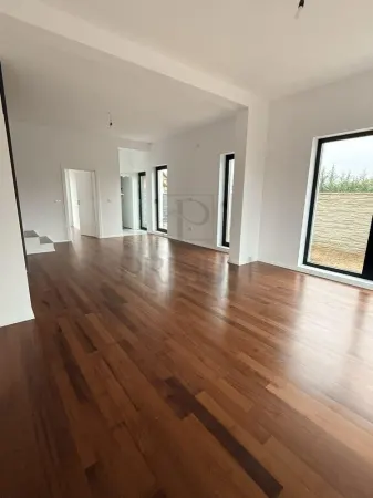 Casă 5 camere Săcălaz - poza 4