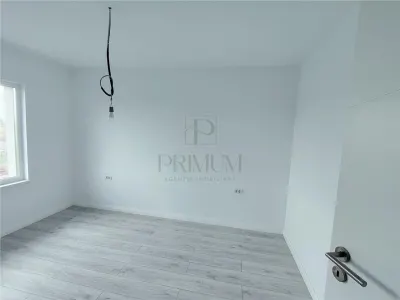 Casă 4 camere Moșnița Nouă - poza 8