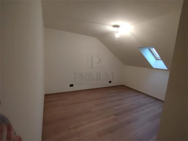 Casă 6 camere Moșnița Nouă - poza 12