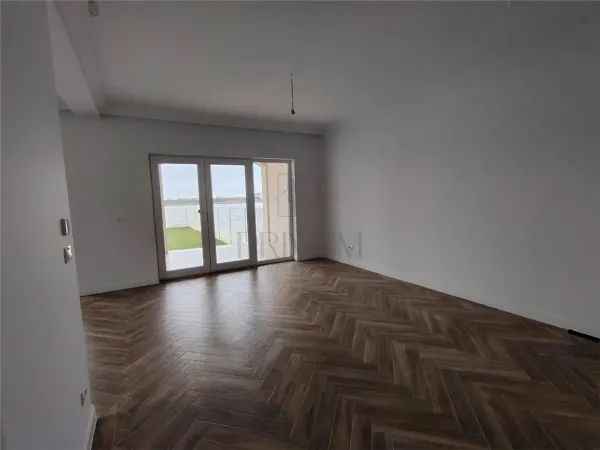 Casă 5 camere Moșnița Nouă - poza 11