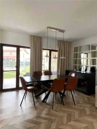 Casă 4 camere Săcălaz - poza 1