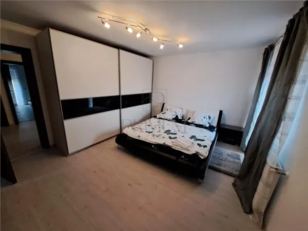 Casă 5 camere Dumbrăvița - poza 11