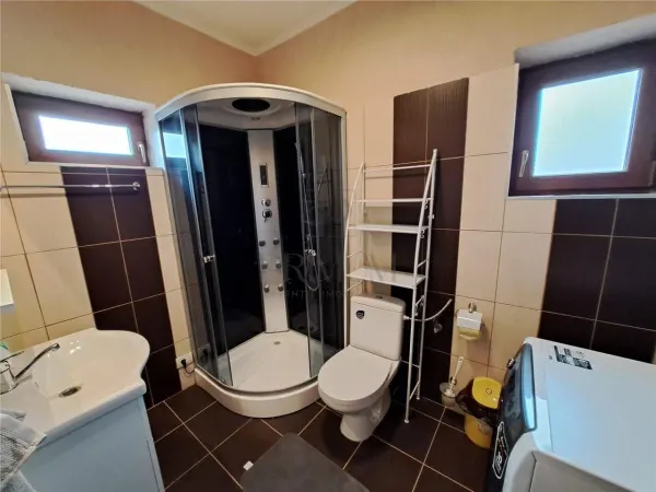 Casă 5 camere Dumbrăvița - poza 9