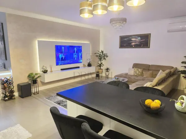 Apartament 3 camere Dumbrăvița - poza 8