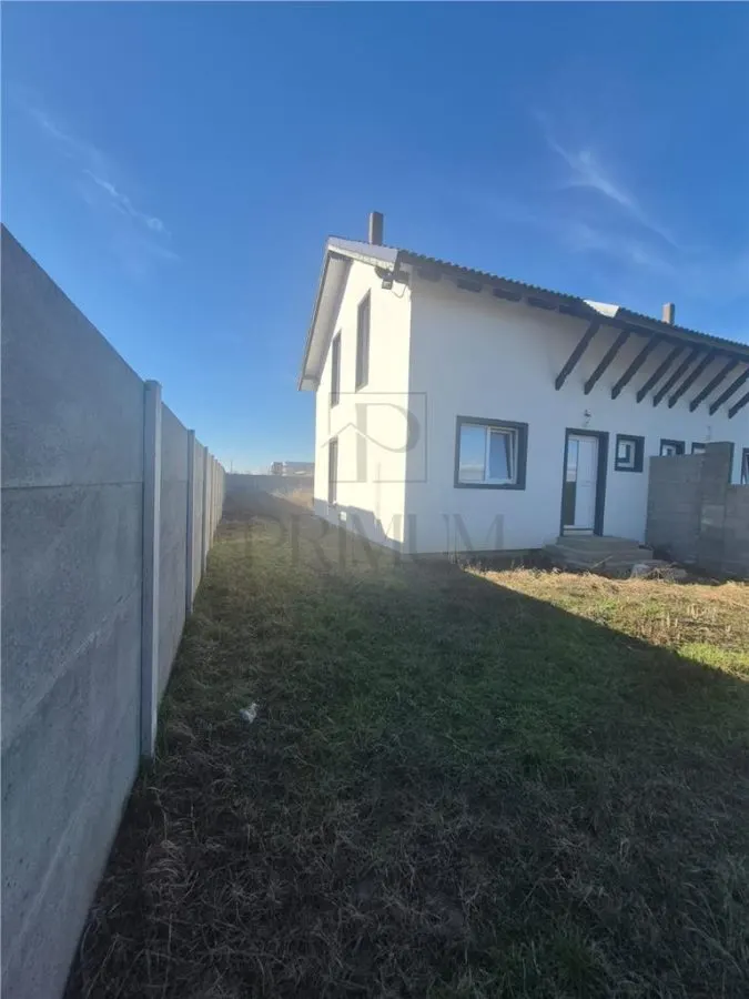 Casă 3 camere Moșnița Nouă - poza 1