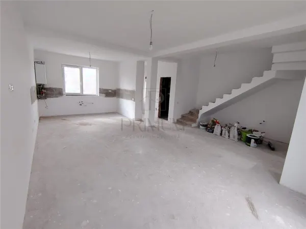 Casă 4 camere Moșnița Nouă - poza 3