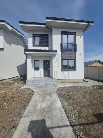 Casă 4 camere Moșnița Nouă - poza 3