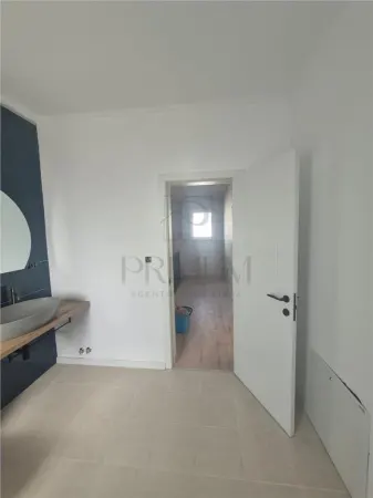 Casă 4 camere Moșnița Nouă - poza 22