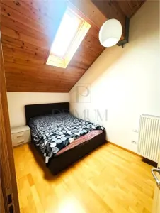 Apartament 3 camere Dumbrăvița - poza 2
