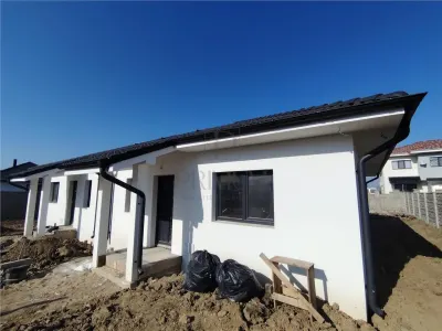 Casă 3 camere Moșnița Nouă - poza 3