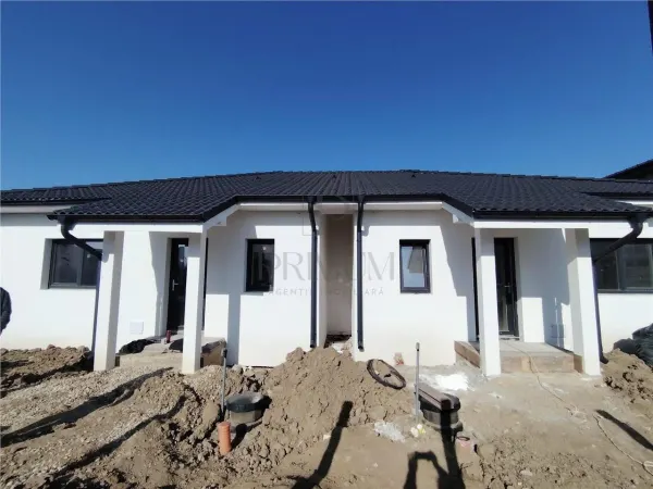 Casă 3 camere Moșnița Nouă - poza 4