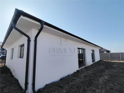 Casă 3 camere Moșnița Nouă - poza 5
