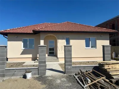 Casă 4 camere Șag - poza 1