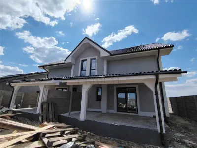 Casă 4 camere Urseni - poza 3