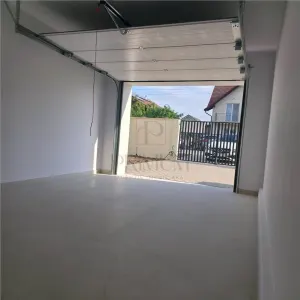 Casă 4 camere Moșnița Nouă - poza 11