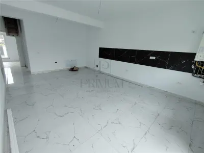 Casă 4 camere Moșnița Nouă - poza 3