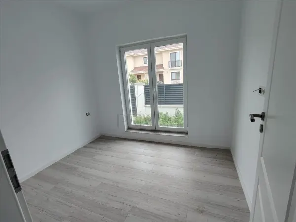 Casă 4 camere Moșnița Nouă - poza 6
