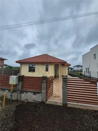Casă 3 camere Ghiroda - poza 1