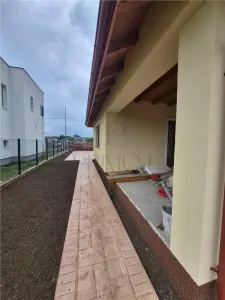 Casă 3 camere Ghiroda - poza 9