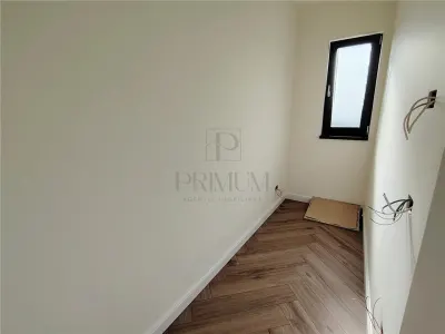 Casă 4 camere Moșnița Nouă - poza 11