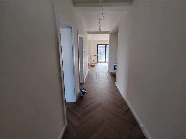 Casă 4 camere Moșnița Nouă - poza 5