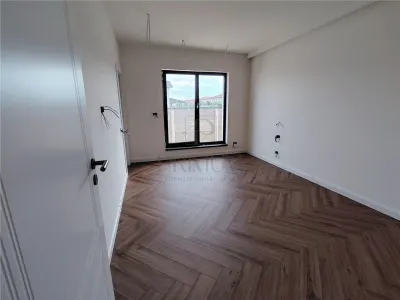 Casă 4 camere Moșnița Nouă - poza 7
