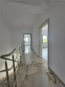 Casă 5 camere Moșnița Nouă - poza 18