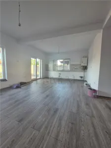 Casă 3 camere Moșnița Nouă - poza 8