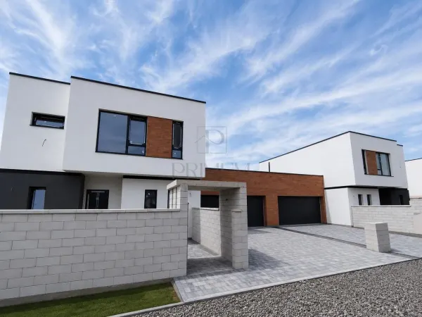 Casă 5 camere Moșnița Nouă - poza 2