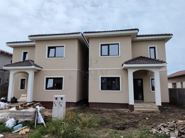 Casă 5 camere Moșnița Nouă - poza 1