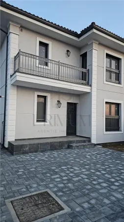 Casă 5 camere Moșnița Nouă - poza 1