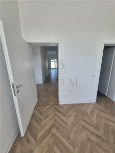 Casă 4 camere Moșnița Nouă - poza 12