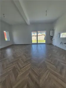 Casă 4 camere Moșnița Nouă - poza 14