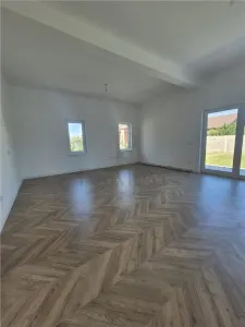 Casă 4 camere Moșnița Nouă - poza 15
