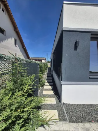 Casă 4 camere Moșnița Nouă - poza 3