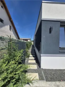 Casă 4 camere Moșnița Nouă - poza 3